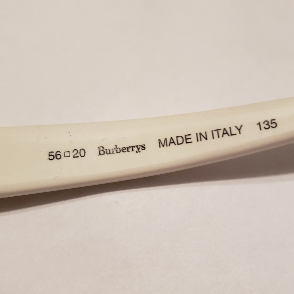 BURBERRY GLASSES❤️❤️❤️SOLD - Picture 6 of 8